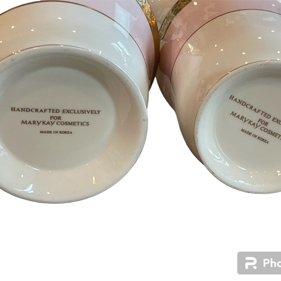 6pc Mary Kay Dinner Set - 40th Year Mary Kay Gold, Barbie Pink, and White. - Picture 12 of 13